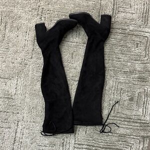 Elegant Black Over-the-Knee Boots